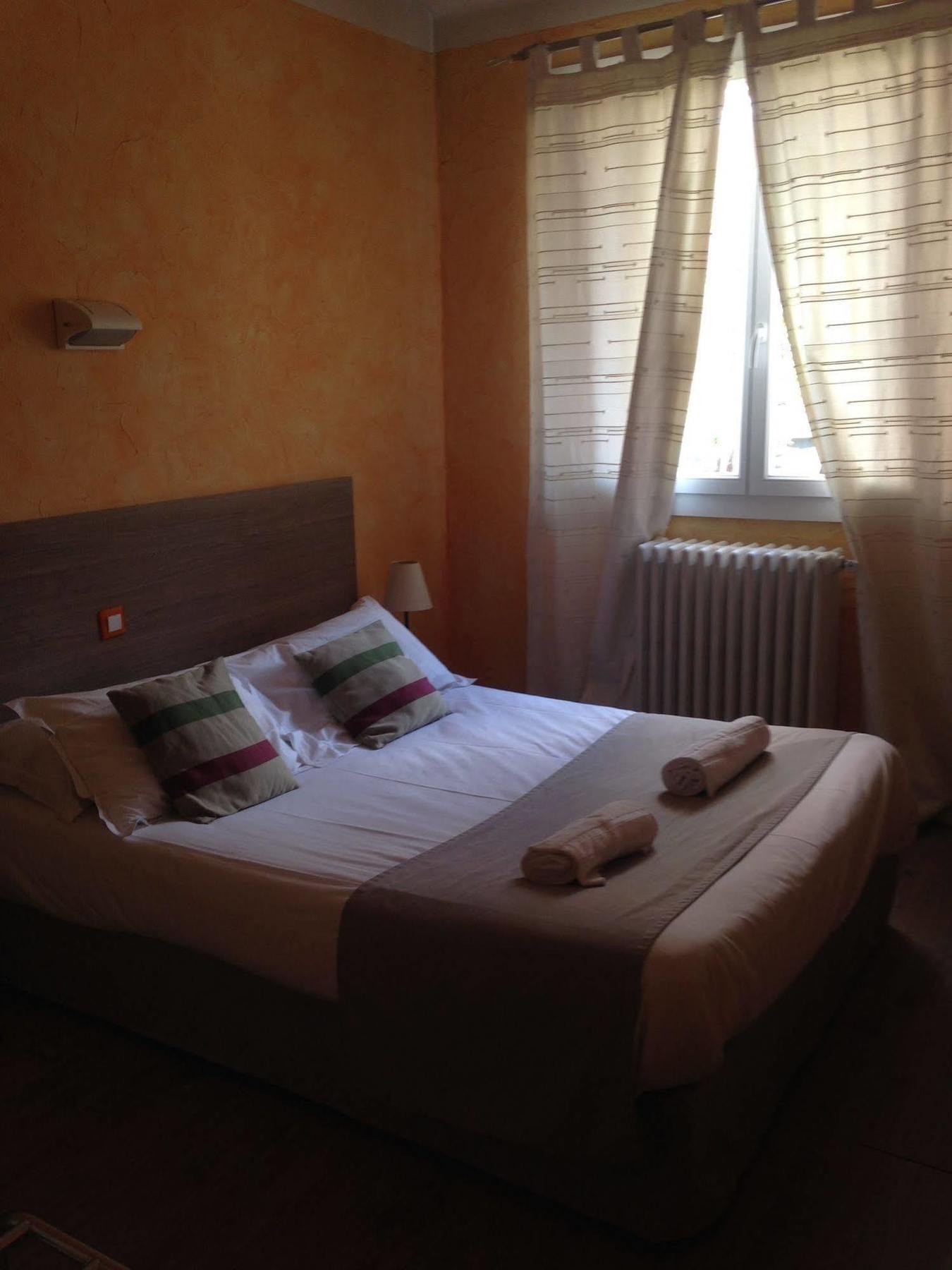 Hotel Cote Patio Νιμ Εξωτερικό φωτογραφία